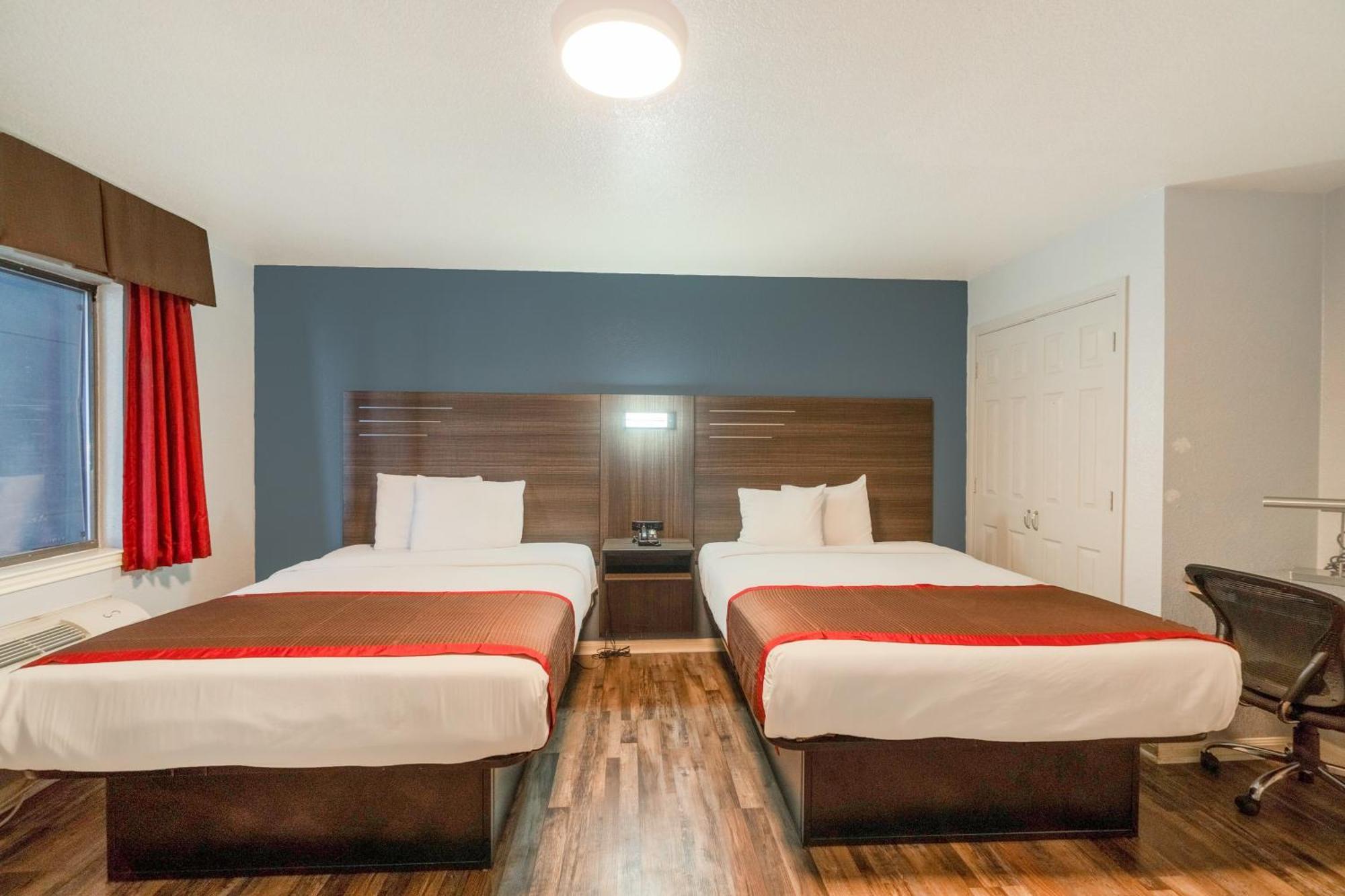 High Five Inn By Oyo Killeen Bagian luar foto