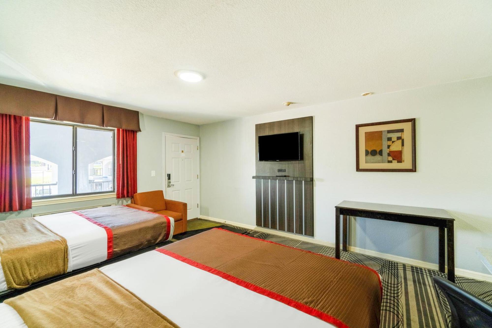 High Five Inn By Oyo Killeen Bagian luar foto