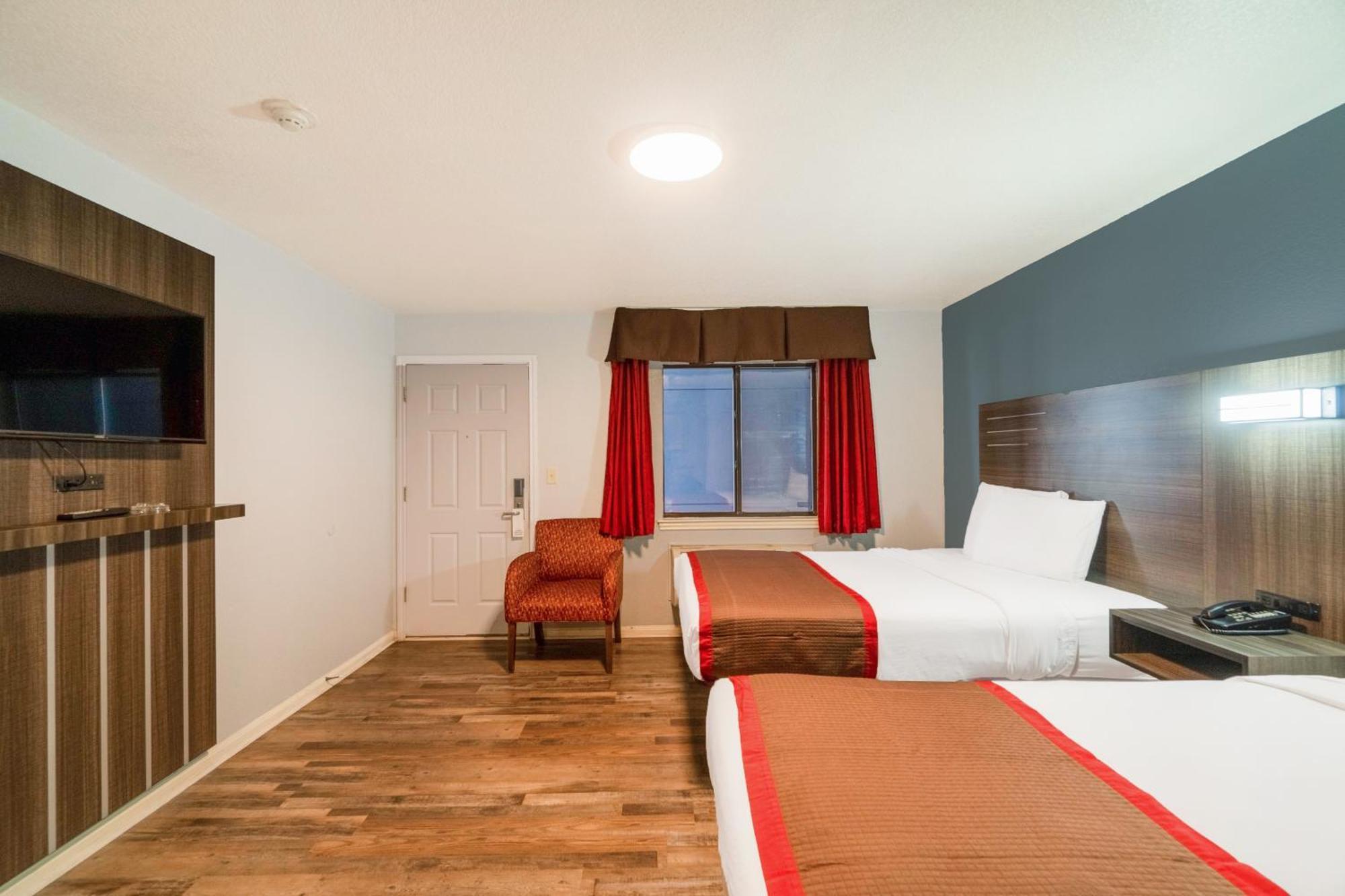High Five Inn By Oyo Killeen Bagian luar foto